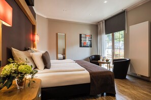 Superior Double or Twin Room | Premium bedding, minibar, desk, laptop workspace - Hotel du Commerce (Houffalize)