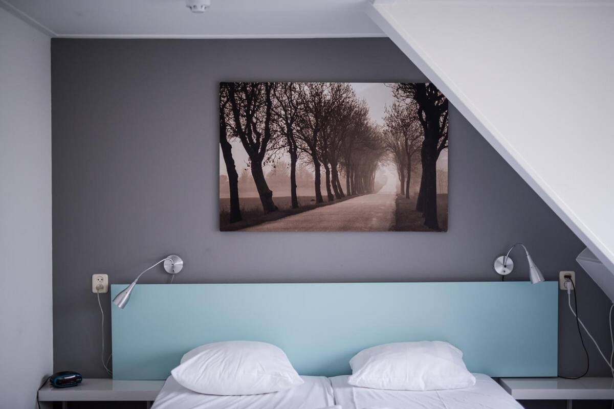 desk, blackout curtains, free wifi