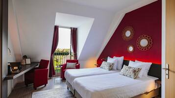 Standard-Doppelzimmer, Seeblick, Seeseite | Verdunkelungsvorhänge, schallisolierte Zimmer, Babybetten