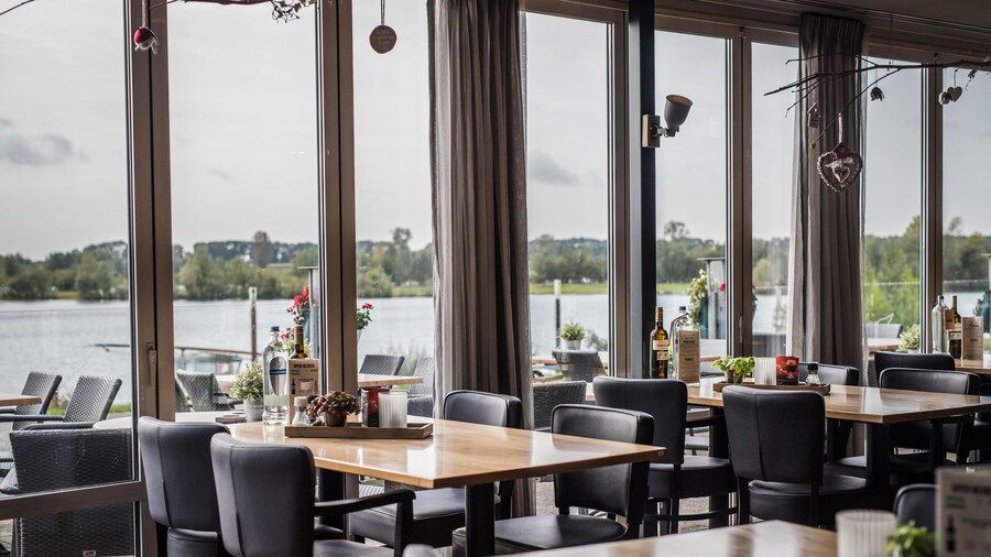 萨兰胡戈德餐厅酒店