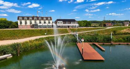 Hotel Hoogeerd by Flow