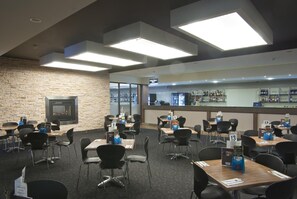 Lunch and dinner served