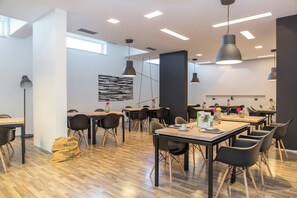 Desayuno continental incluido todos los días