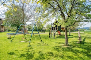 Zona de juegos infantil al aire libre