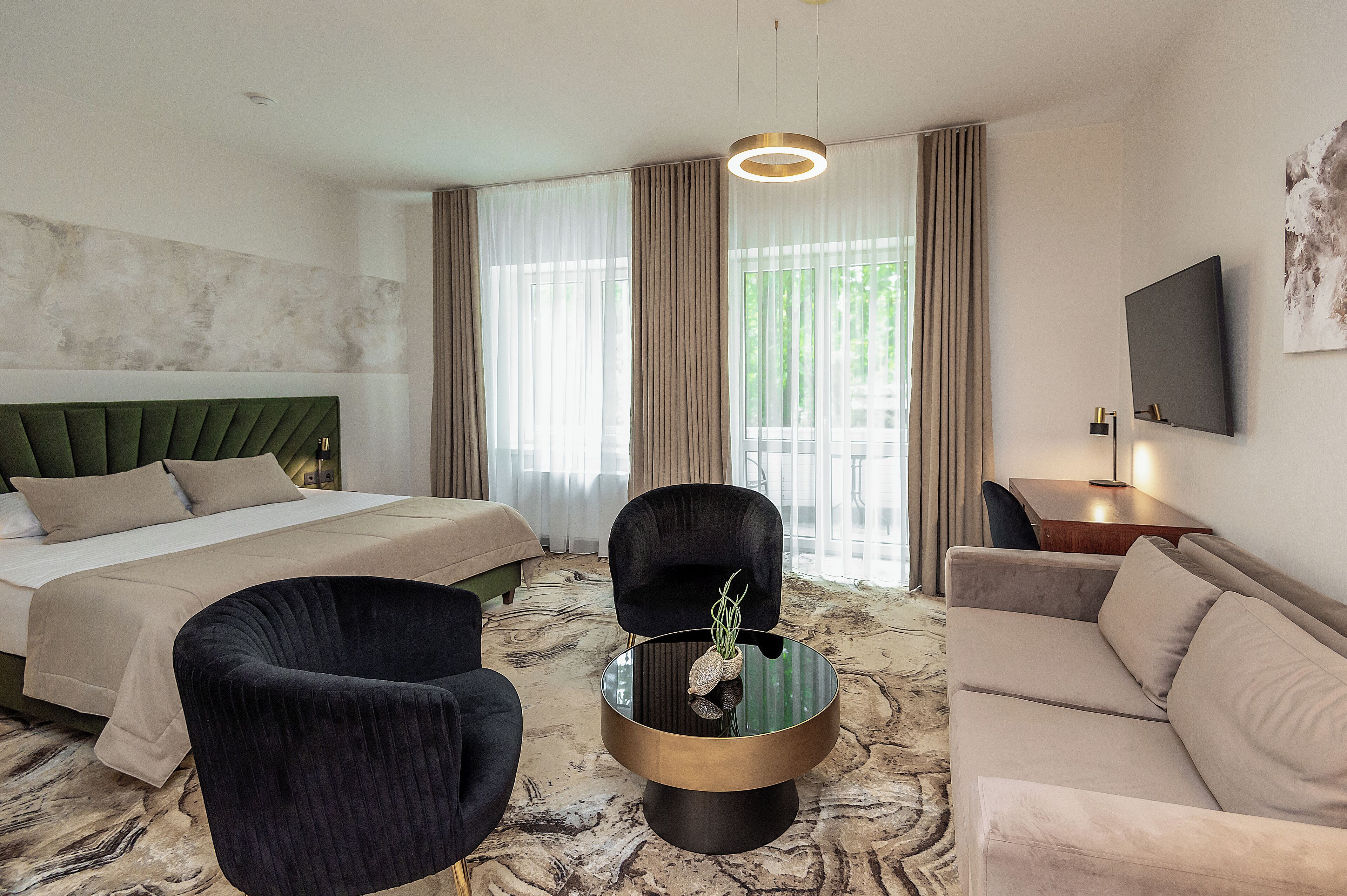 Comfort Double Room | Minibar, in-room safe, desk, free WiFi