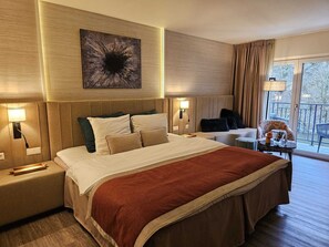 Minibar, in-room safe, desk, soundproofing - Cocoon Hotel Belair (Bourscheid)