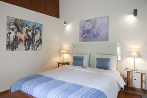 Suite | Minibar, coffres-forts dans les chambres, rideaux occultants, Wi-Fi