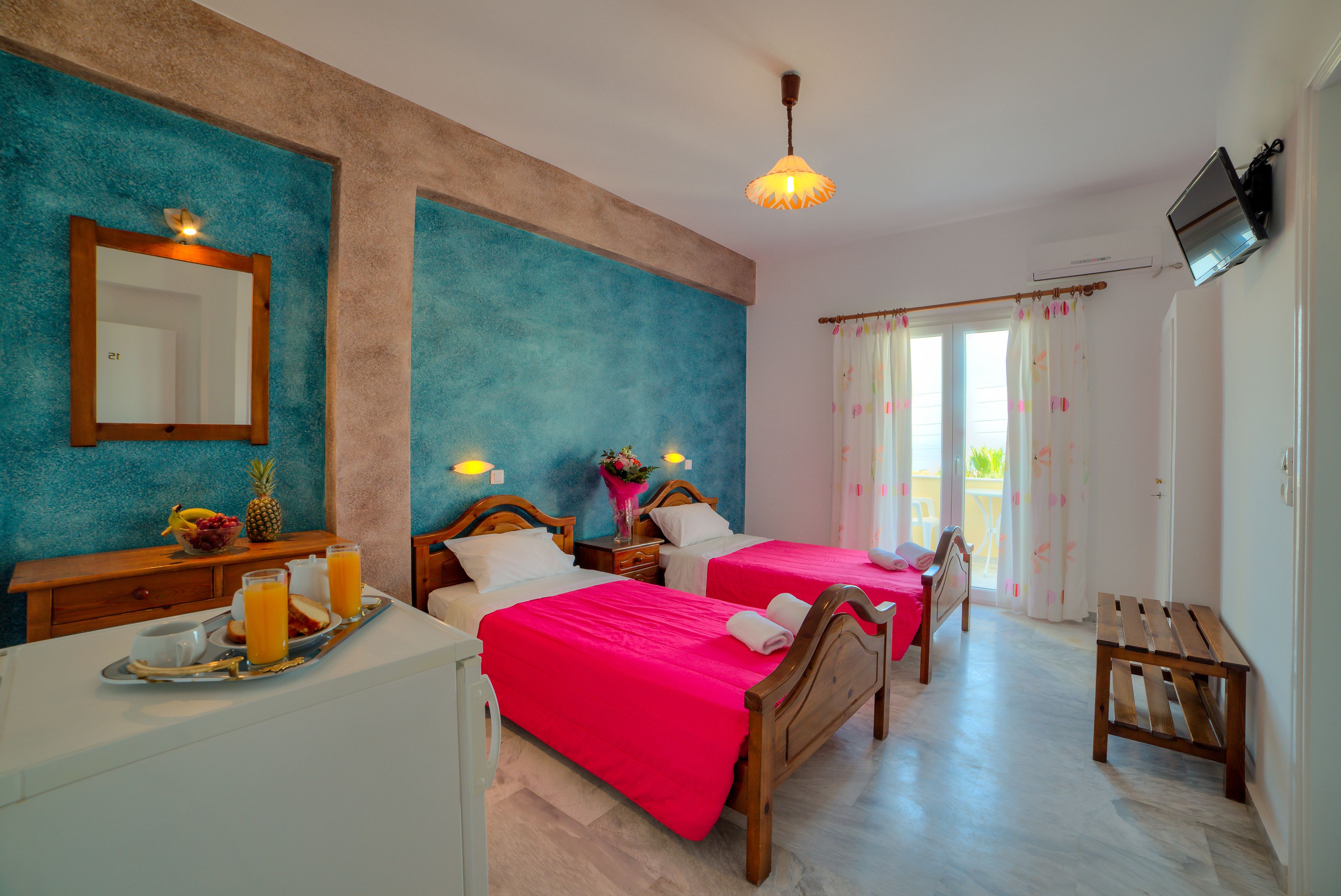 in-room safe, desk, free wifi, bed sheets