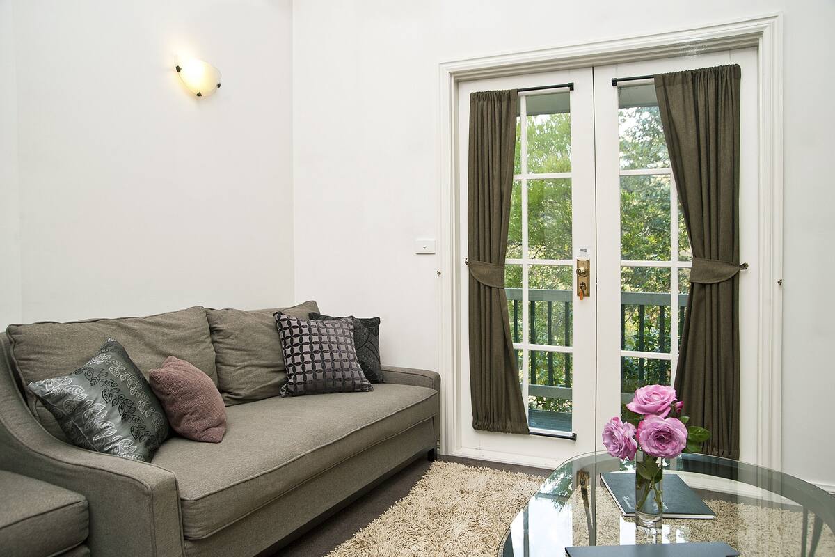 Deluxe King Bed Spa Villa | 1 bedroom, blackout drapes, iron/ironing board, cribs (free)