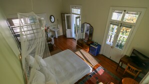 Unclassified image, 5 of 55, button - The Fritz Hotel (Cape Town)