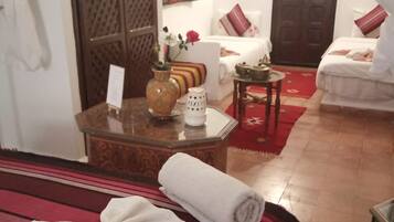 Phòng 3 tiện nghi đơn giản, nhiều giường | Phòng chủ đề trẻ em