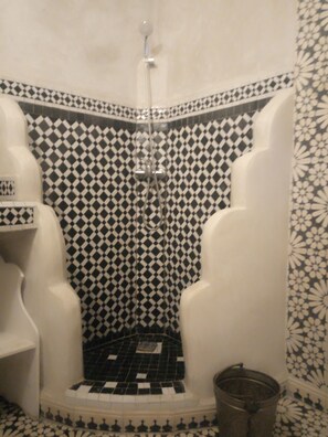 Bathroom - Riad Etoile de Mogador (Essaouira)