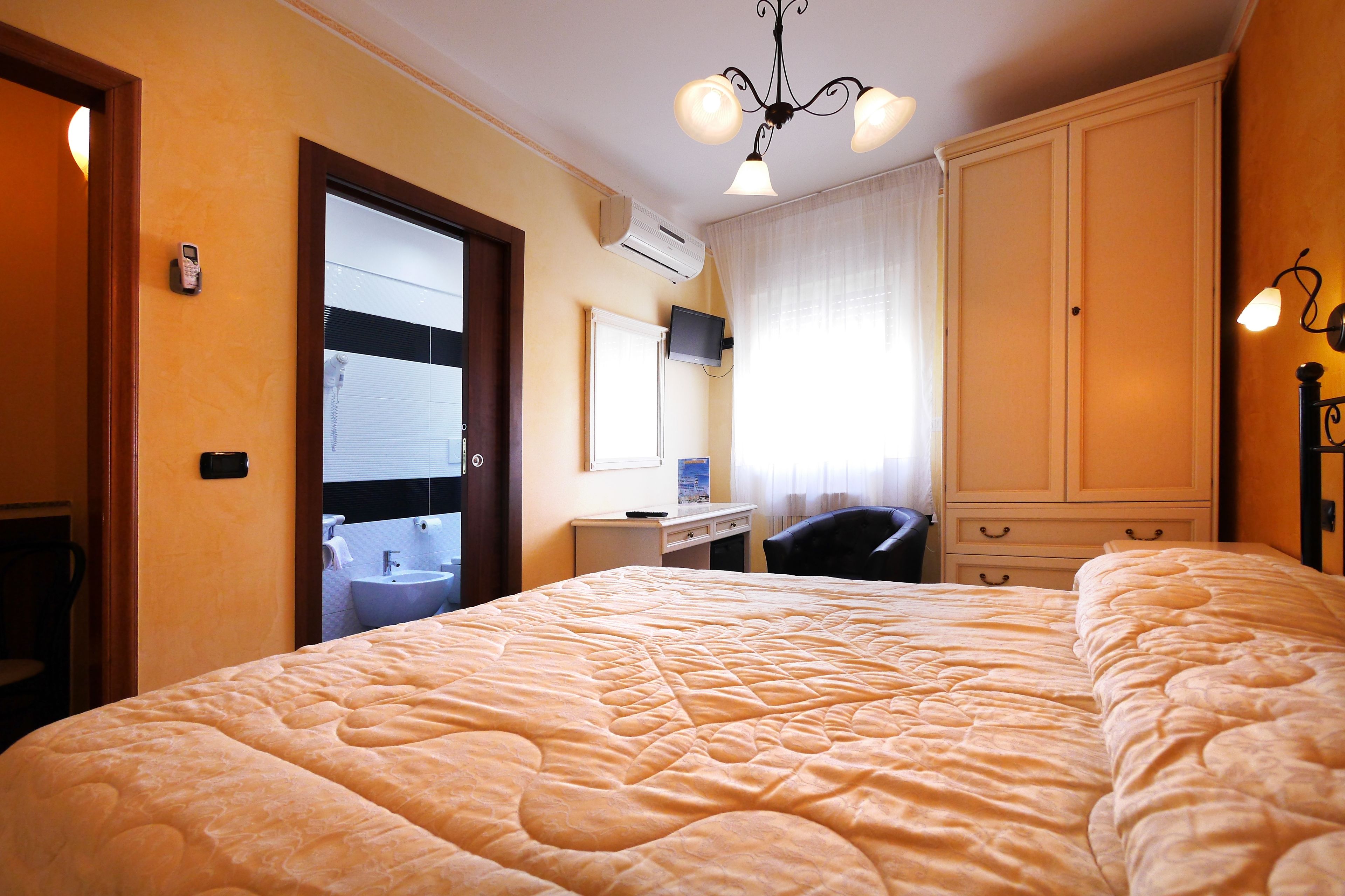 Photo - Hotel Mediterraneo
