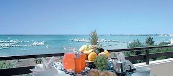 Hotel Mediterraneo
