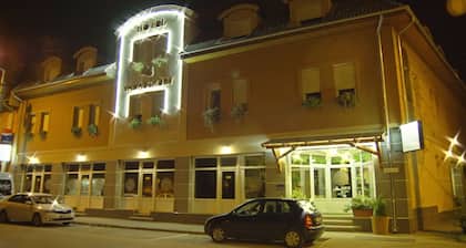 Hotel Vadászkürt Superior