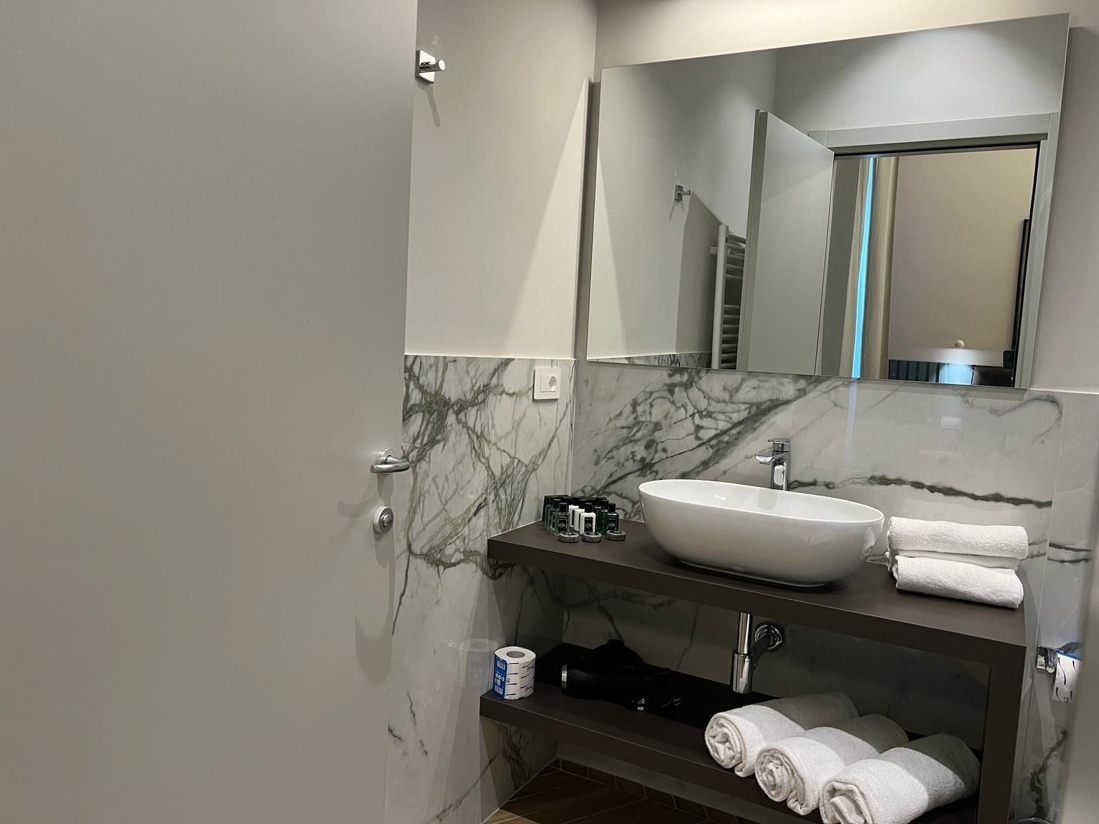 superior twin room | bathroom | shower, rainfall showerhead, free toiletries, hair dryer