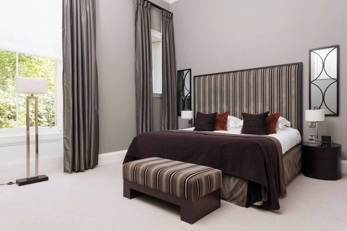 Egyptian cotton sheets, premium bedding, pillowtop beds, in-room safe