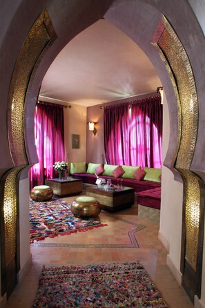 Romantic Double Room, 1 Double Bed, Pool Access, Garden Area | Living room | LCD TV, fireplace, DVD player - O'Atlas (Sidi Abdallah Ghiat)
