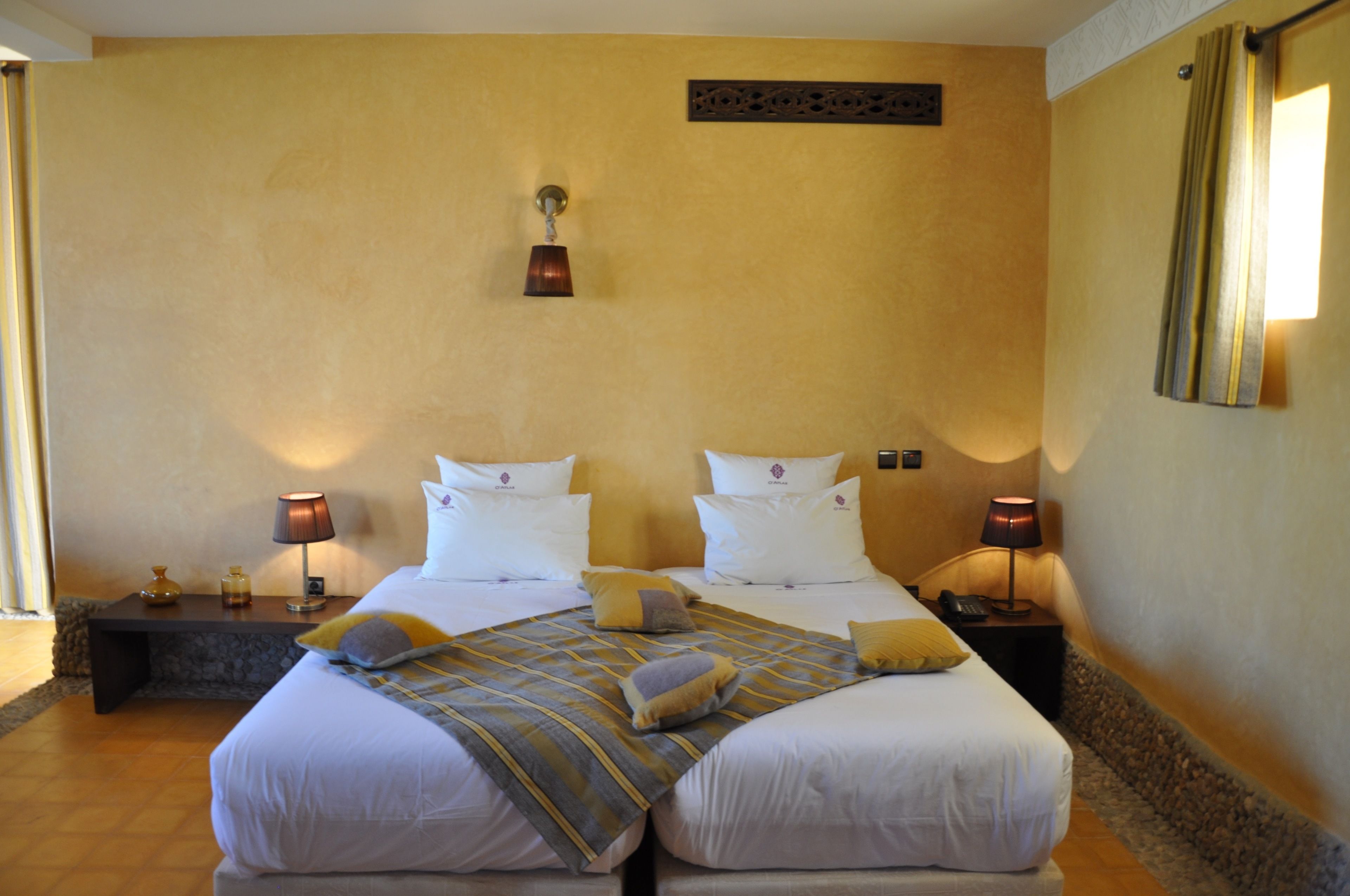 In-room safe, soundproofing, free WiFi, bed sheets