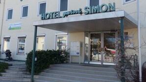 Unclassified image, 3 of 31, button - Hotel garni Simon (Gauting)