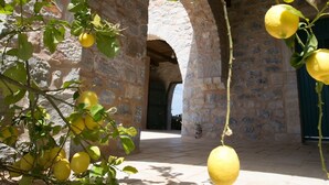Economy Double Room, Balcony - Ktima Karageorgoy (East Mani)