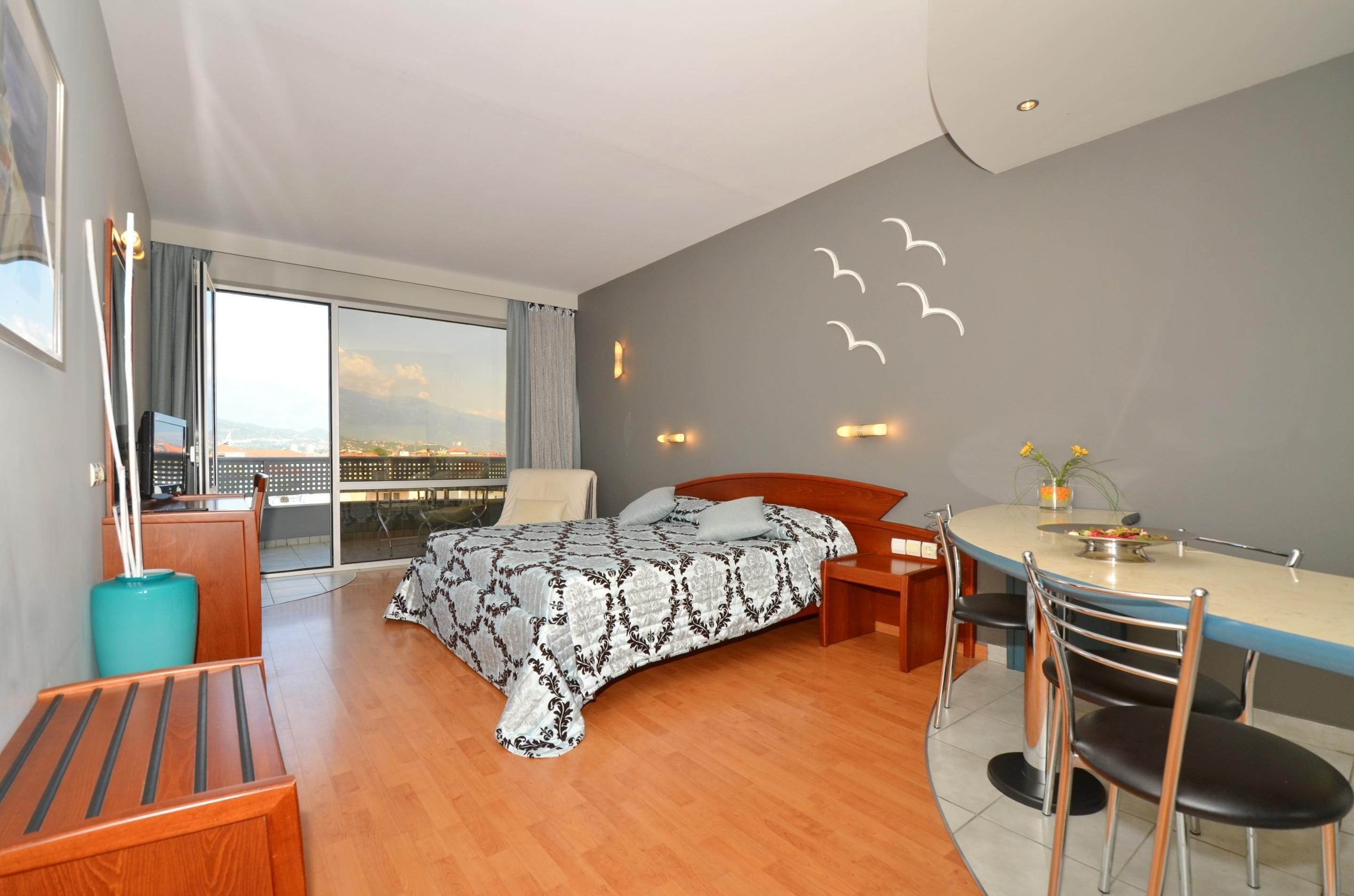 Egyptian cotton sheets, premium bedding, Select Comfort beds