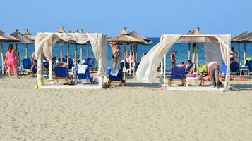 Private beach, sun-loungers, beach umbrellas, beach towels