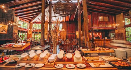 La Aldea de la Selva Lodge
