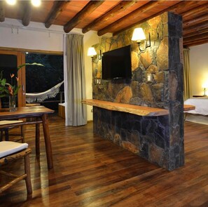 Junior-Studio, 1 King-Bett | Hochwertige Bettwaren, Daunenbettdecken, Minibar, Zimmersafe
