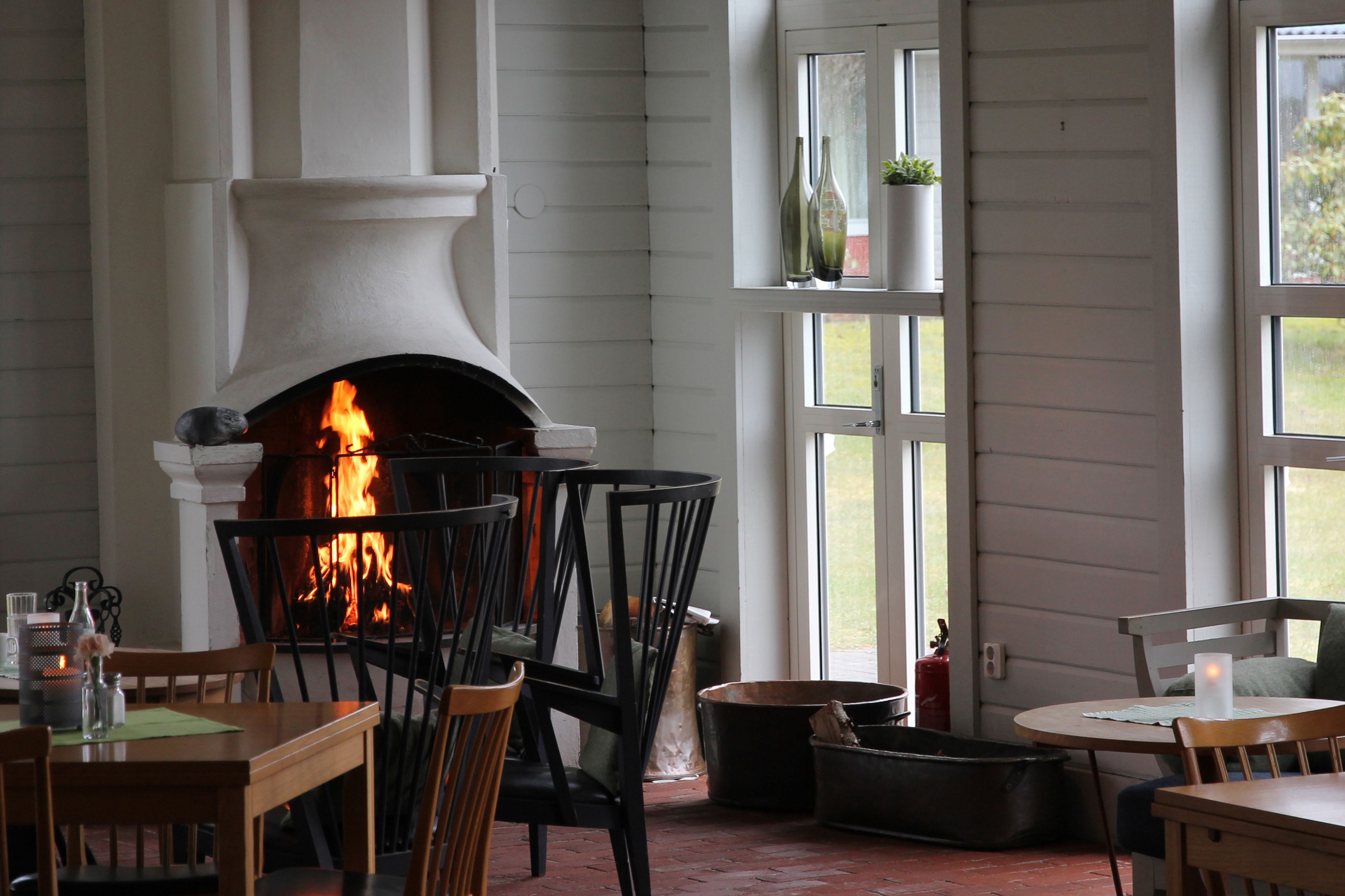 Breakfast, lunch, dinner served; Scandinavian cuisine 