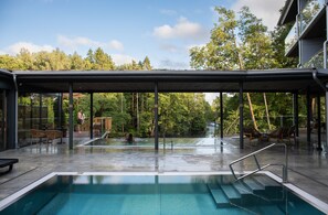 Behandlungsräume für Paare, Sauna, Whirlpool, Thermalbad/Mineralquelle