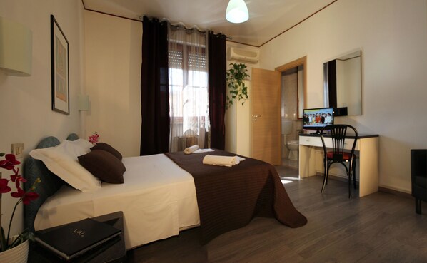 Chambre Simple | Bureau, Wi-Fi gratuit