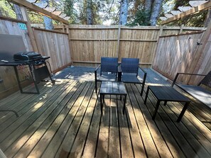Suite, 1 chambre, cuisine | Terrasse/patio