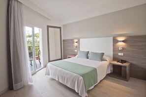 Escritorio, wifi gratis, ropa de cama y accesible en silla de ruedas