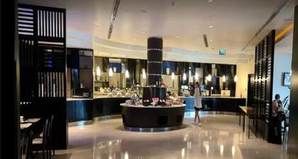 Holiday Inn Express Dubai Airport by IHG