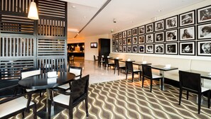 Frühstück, Mittagessen und Abendessen