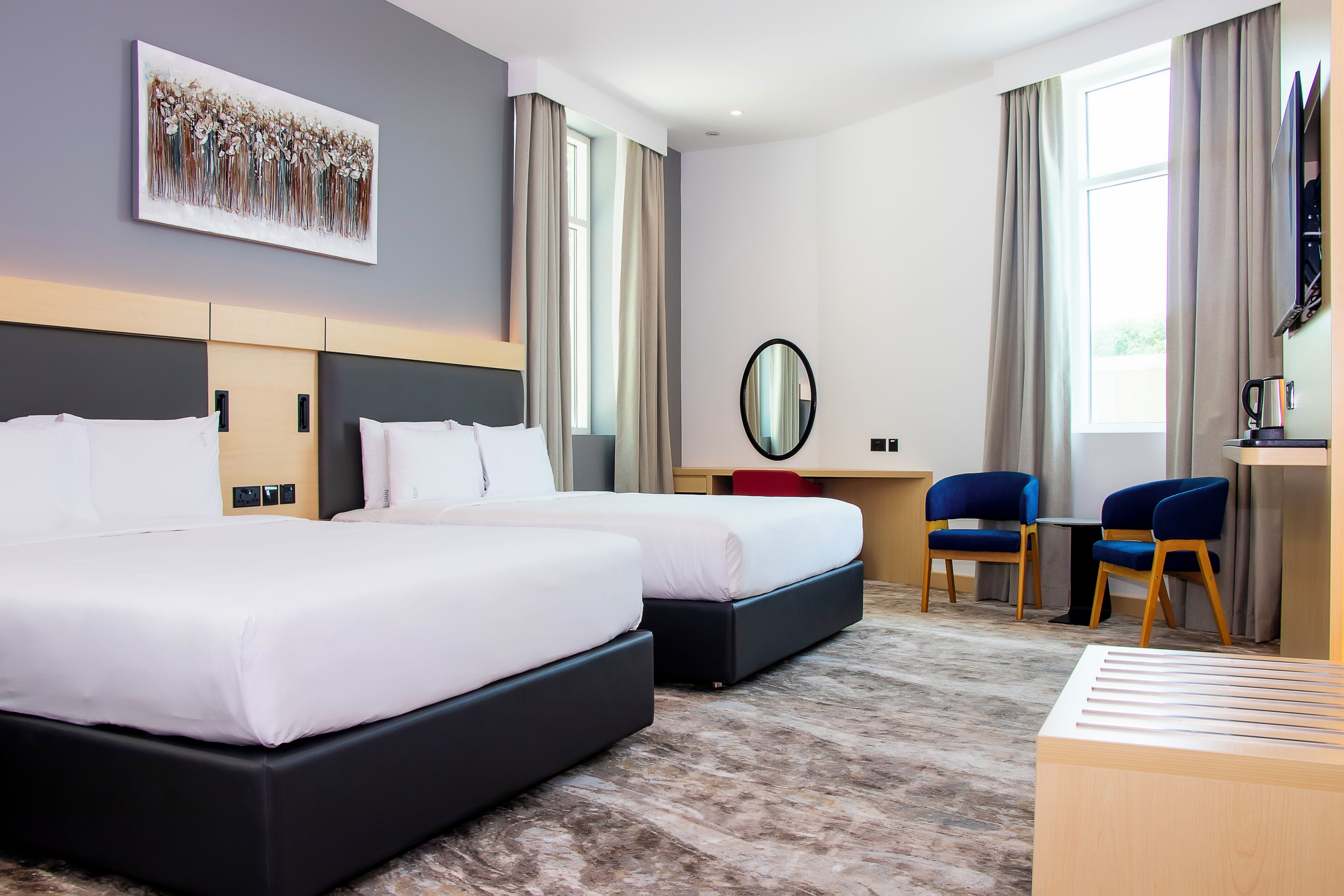 family room, multiple beds | 1 bedroom, minibar, in-room safe, desk