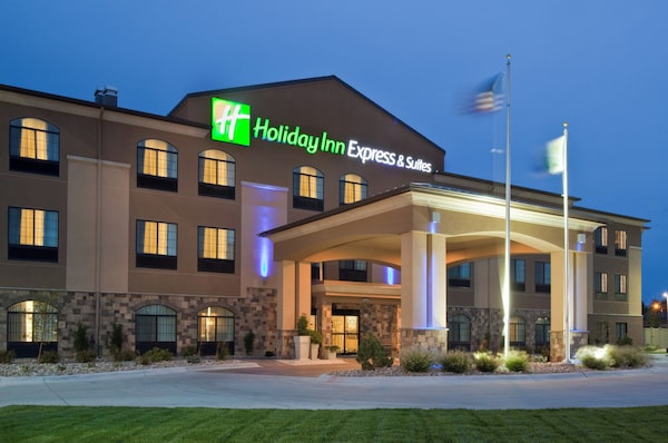 Holiday Inn Express Hotel & Suites Grand Island By Ihg - Grand Island, NE