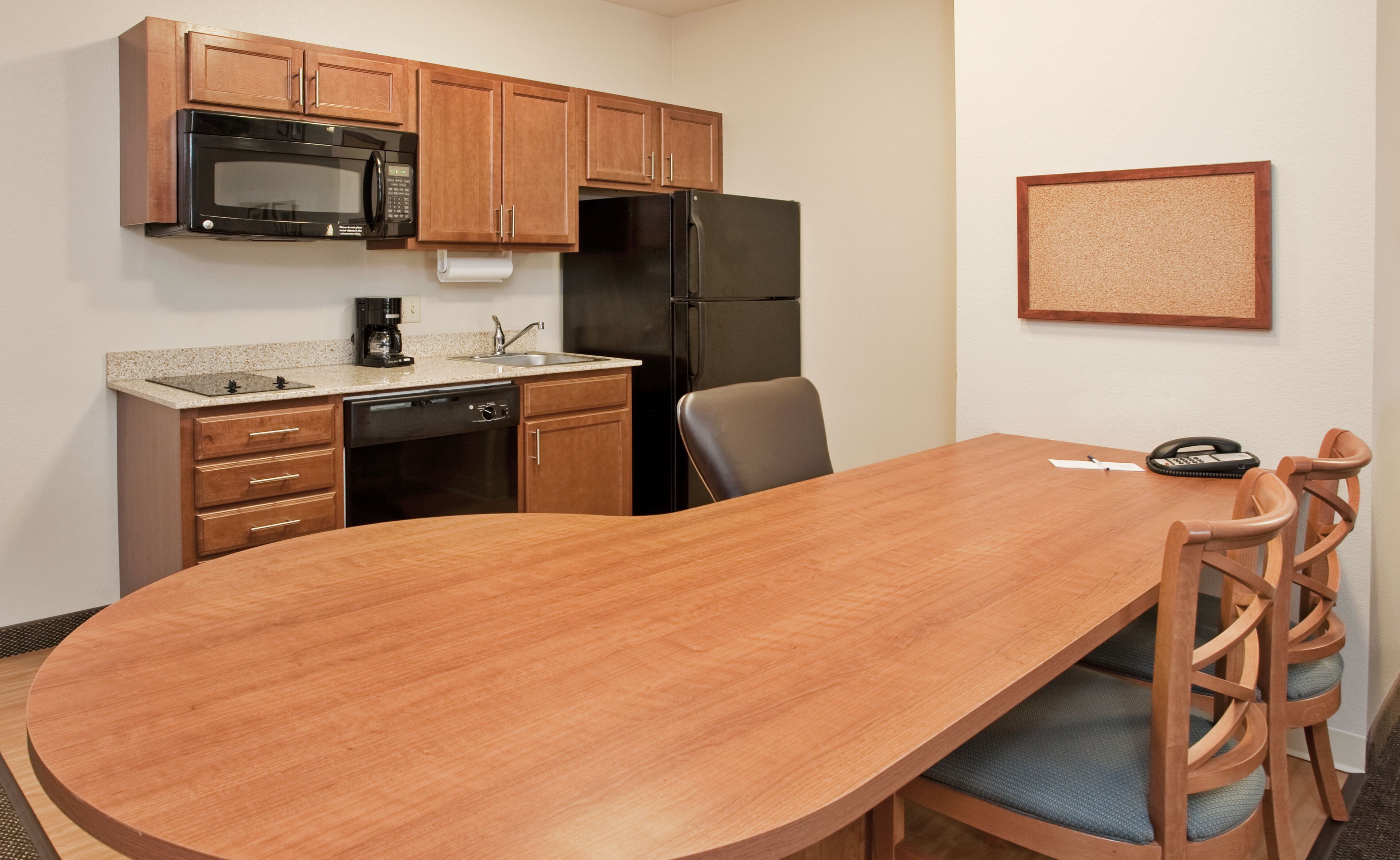 fridge, microwave, stovetop, dishwasher