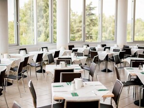 Restaurant - Allyouneed Hotel Klagenfurt (Klagenfurt am Woerthersee)
