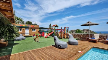 Children's play area - outdoor