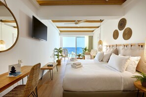 Premium bedding, minibar, in-room safe, desk - Blue Marine Resort & Spa (Agios Nikolaos)