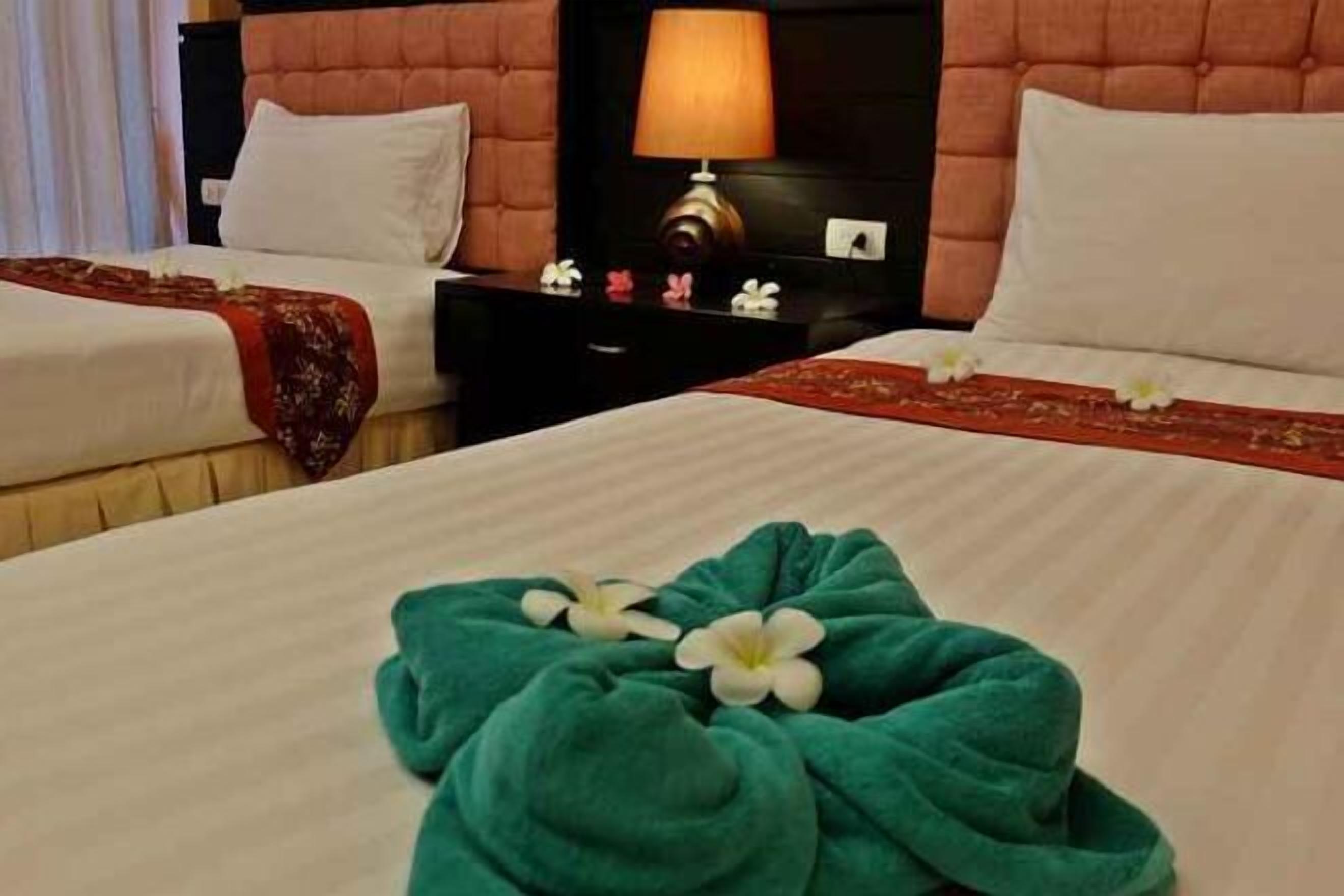 Minibar, in-room safe, blackout drapes, free WiFi