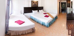 Triple with Mountain View  | Bathroom | Shower, free toiletries, towels - The Palace Aonang Resort (Krabi)