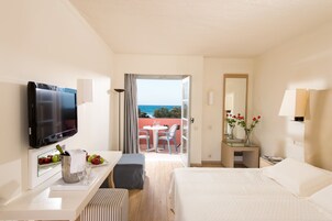 Bungalow, vistas al mar | Tabla de planchar con plancha, cunas gratuitas, wifi gratis