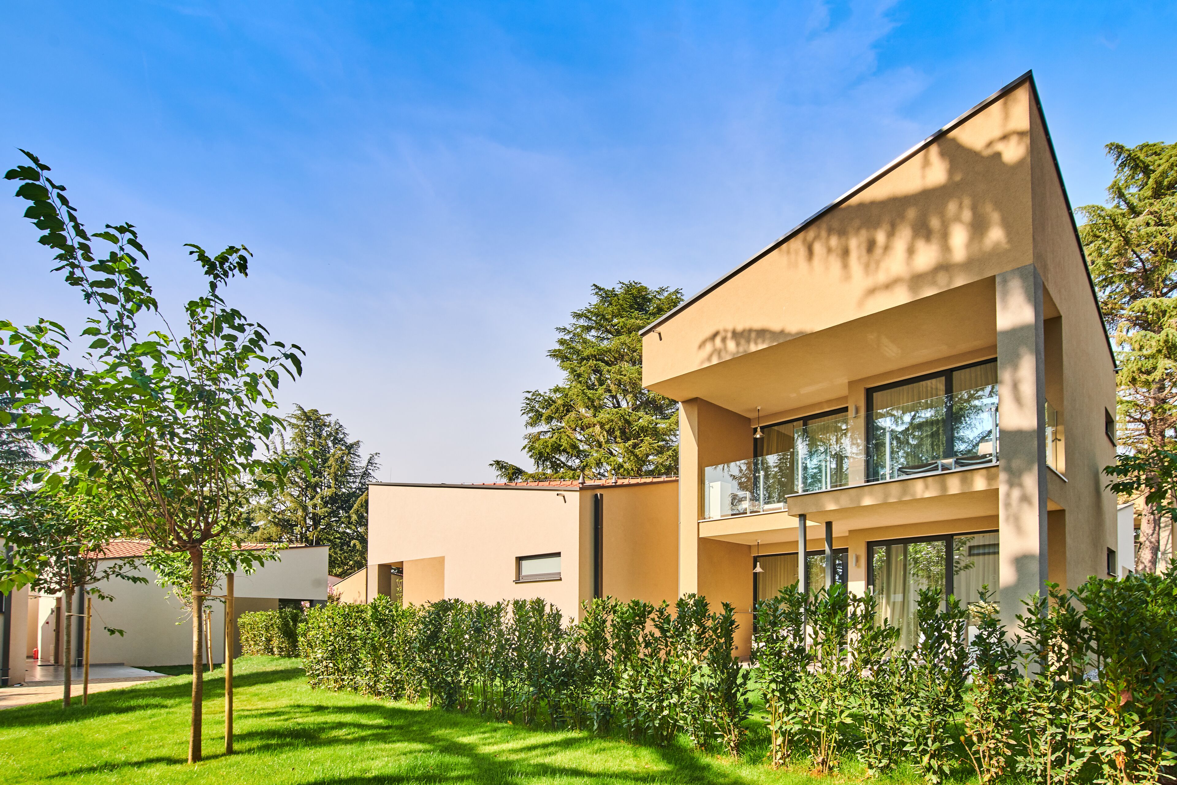 Mặt tiền nơi lưu trú