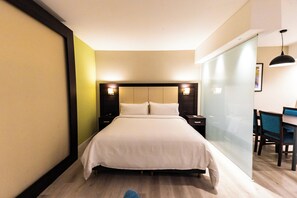 Suite, 1 King Bed | Premium bedding, in-room safe, desk, blackout curtains