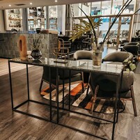 Breakfast, lunch, dinner served; local and international cuisine 