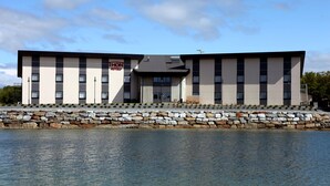 Exterior - Thon Hotel Torghatten (Bronnoysund)
