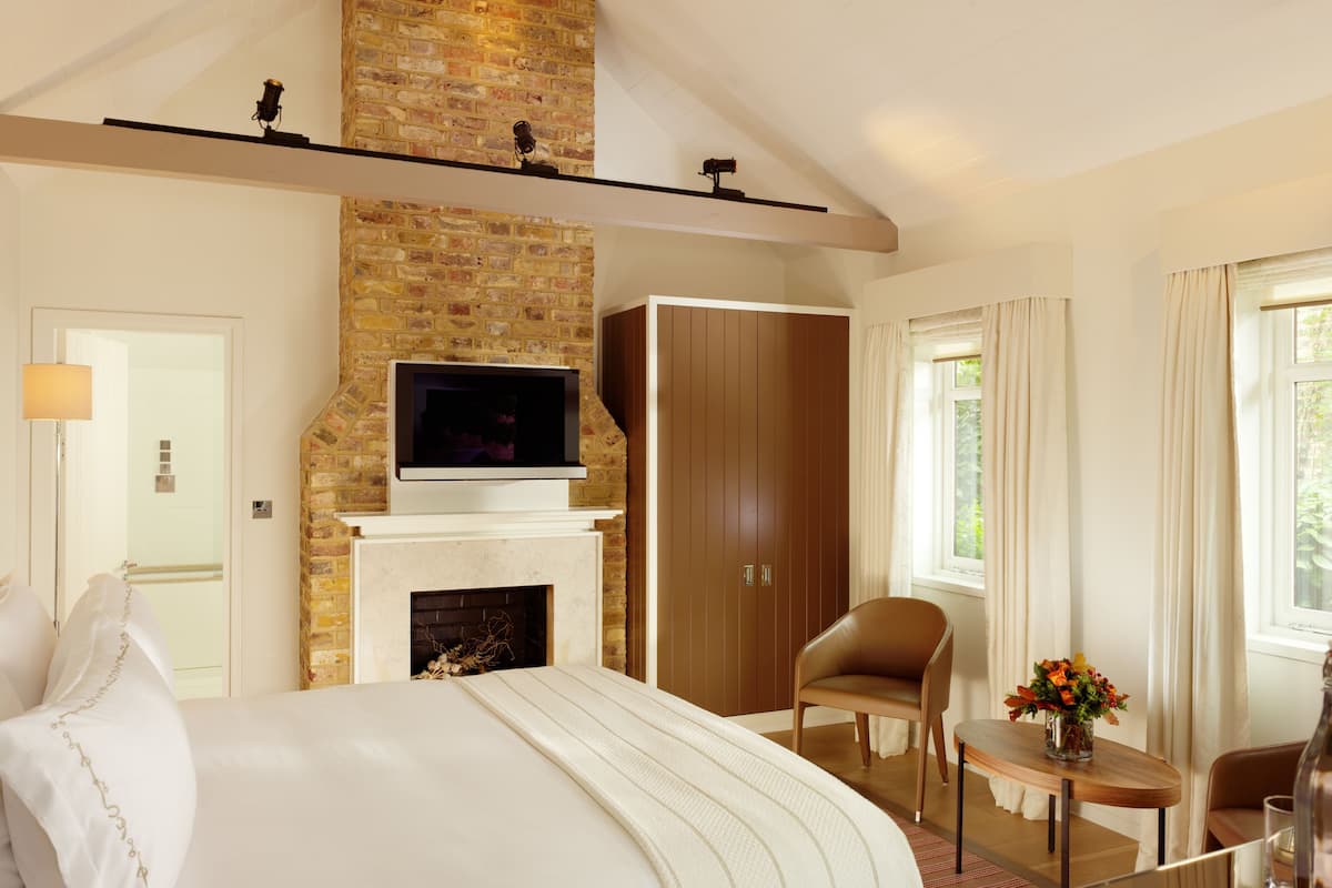 Chambre Deluxe (Stable) | 1 chambre, literie de qualité, minibar, coffre-fort